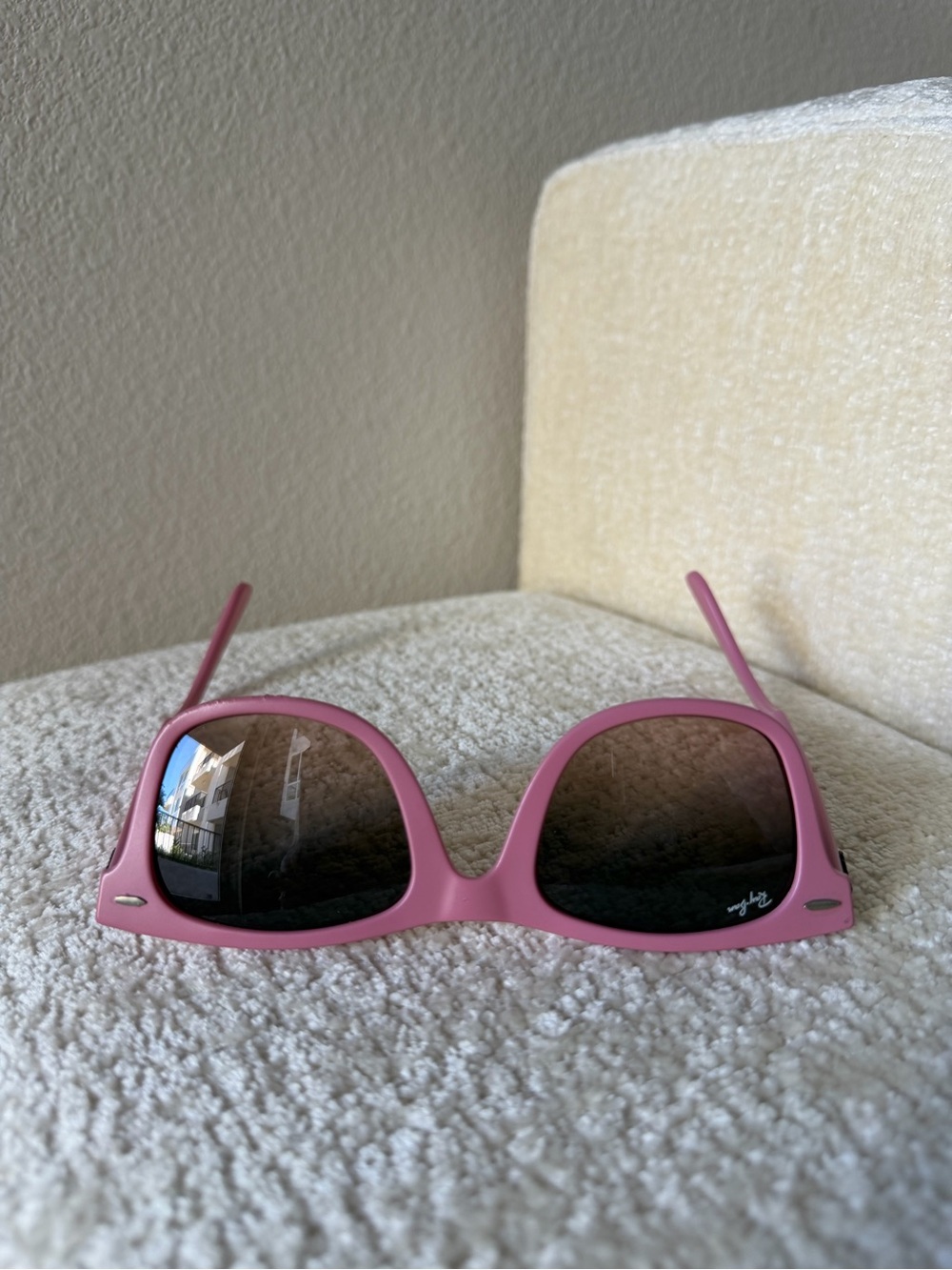 Matte Pink Ray-Ban Wayfarer Sunglasses - Picture 2 of 14